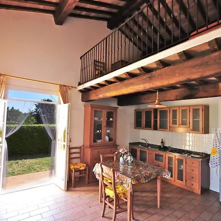 Aparthotel Podere Adorni 3*